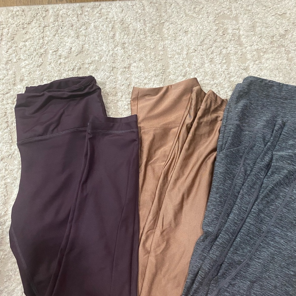 Set of 3 leggings, 90 Degree purple, forever 21 gold, Ononox gray Sizes M